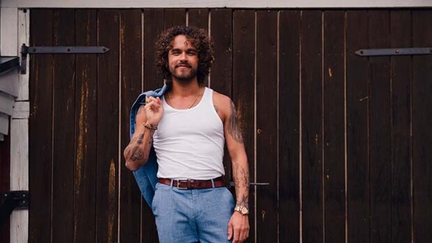 Vain elämää: Pete Parkkonen avautuu lapsena kokemastaan pelottavasta tilanteesta – pakeni pesäpallomailalla uhkaillutta miestä pete parkkonen