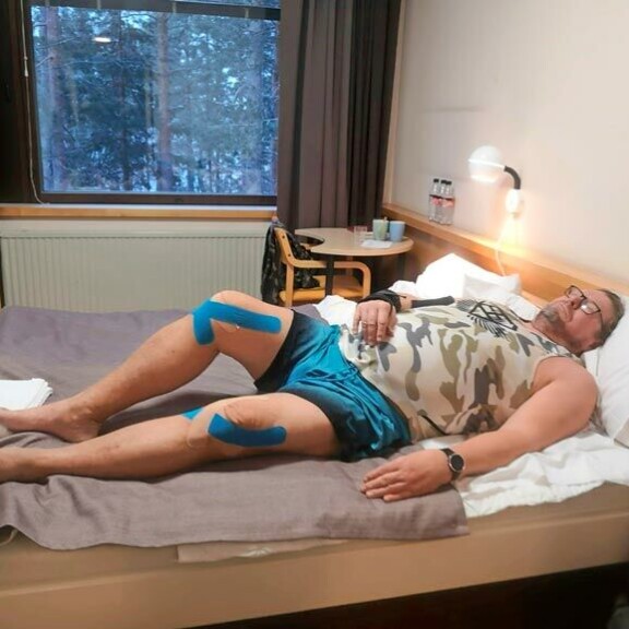 Kunto on ollut jopa niin huono, että Henry on ollut viikkoja kuntoutuksessa Pirkanmaalla. Kunto on ollut jopa niin huono, että Henry on ollut viikkoja kuntoutuksessa Pirkanmaalla.