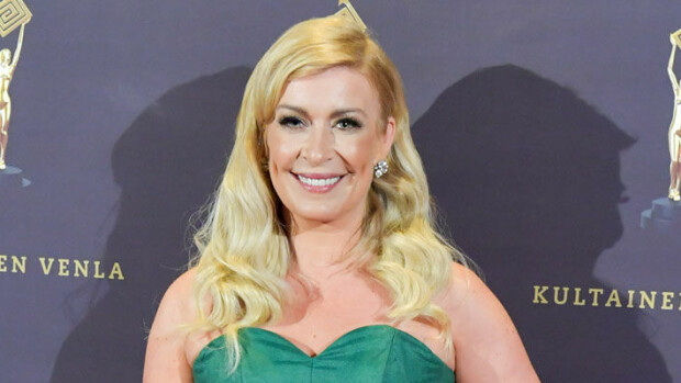 Yllätysero! Uutisankkuri Kirsi Alm-Siiran ja Kalle-rakkaan avioliitto loppuu: ”Päätös ei ollut helppo” kirsi alm-siira