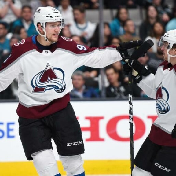 Mikko Rantasen Colorado Avalanche on yksi suurimmista mestarisuosikeista. Mikko Rantasen Colorado Avalanche on yksi suurimmista mestarisuosikeista.