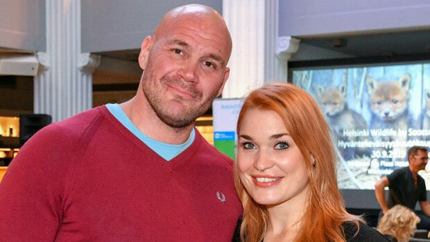 Kosto on suloinen: melkoinen järkäle keskeytti Iida Ketola-Korppilan stringipeppukuvaukset - katso iida ketola-korppila, renne korppila