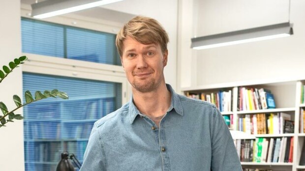 Chewbaccan rooli lennättää Joonas Suotamoa ympäri maailmaa – Star Wars -tähti fiilistelee perhe-elämää: 'Haluan varmistaa, että lapset saavat kasvaa hyvässä ympäristössä' Joonas Suotamo