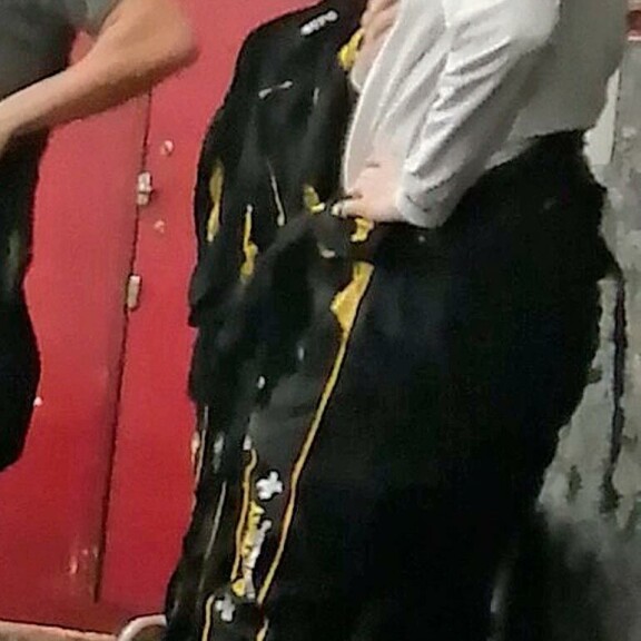 Viikon Kääk!-juorut! Lahdessa hieraistiin silmiä: mäkihyppylegenda Toni Nieminen vaihtoi vapaalle ja juhli mysteeriblondin kanssa – kuva! Jaakko Parkkali