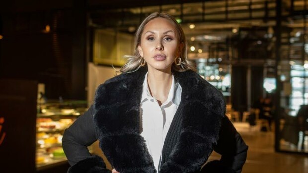 Törkyviestien määrä räjähti! Diili-kaunotar Sointu Borg: ”Luulisi, että ihmisillä olisi edes jotain tapoja” Sointu Borg