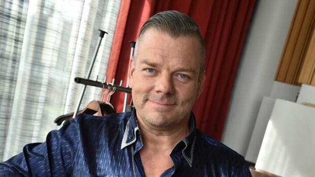 Jari Sillanpää hylkäsi miljoonatarjouksen! Ökylukaali aiheuttaa kohulaulajalle 1 700 euron kuukausimenot Jari SIllanpää