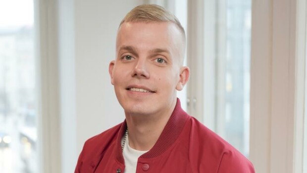 Riina-vaimo ja isyys mullistivat Elastisen arvomaailman: Elin pitkään vain itselleni Elastinen