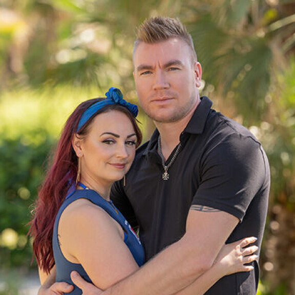 Jättiyllätys: Tangokuningatar Pirita Niemenmaa ja Mika-rakas testaavat parisuhdettaan Temptation Island Suomessa! Temptation island suomi Pirita ja Mika