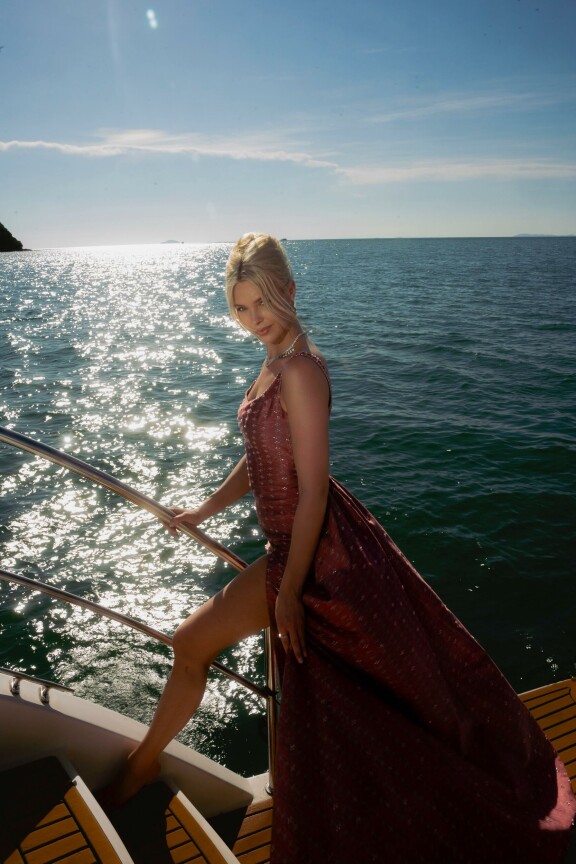 Leuat loksahtivat Cannes'ssa! Miss Suomi särki komistuksen sydämen