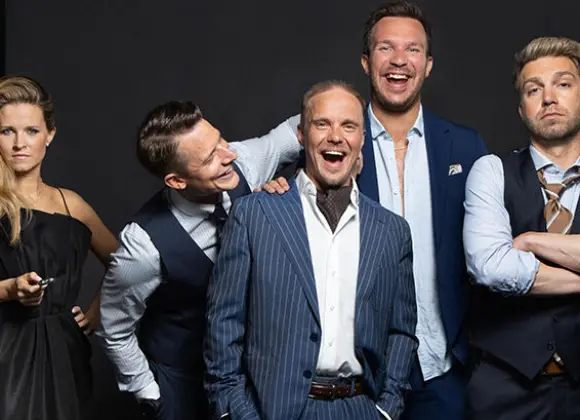 Exit-sarjassa käytetään kokaiinia ja irstaillaan – Olli Rahkonen paljastaa, mitä näyttelijät vetävät nenäänsä oikeasti