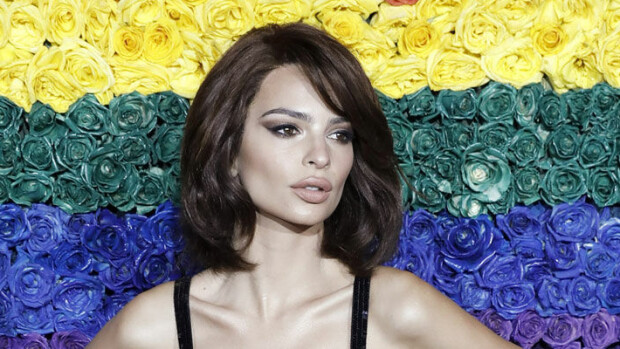 Emily Ratajkowski julkaisi imetyskuvan - elämä muuttui merkittävästi synnytyksen jälkeen: ”Pärjäät hienosti!” Emily Ratajkowski
