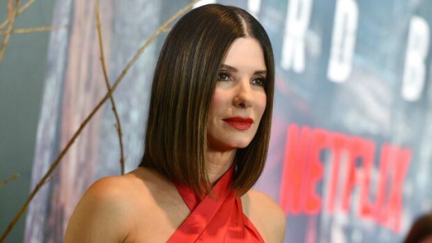 Hollywoodin kiinteistökuningatar Sandra Bullock osti ökykodin julkkisten suosimalta alueelta – kuvat! Sandra Bullock