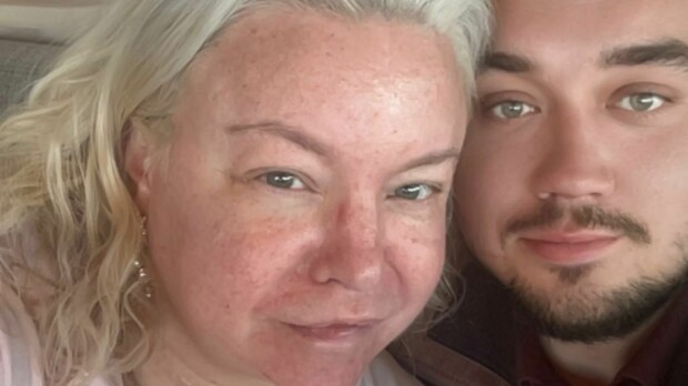 Kuin maailmantähti ja turvamies! Johanna Tukiainen loksautti leuat Helsingin ydinkeskustassa – kuva