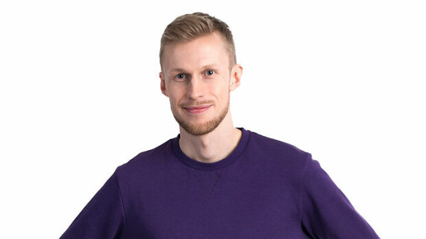 Tubettaja Roni Bäck asteli Big Brother -taloon! Roni Bäck