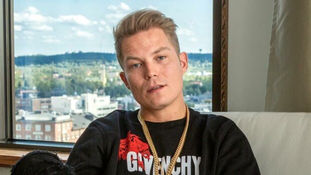 Cheek teki yli 300 000 euron voiton! Myyty miljoonakoti tunnettiin bilepyhättönä Cheek