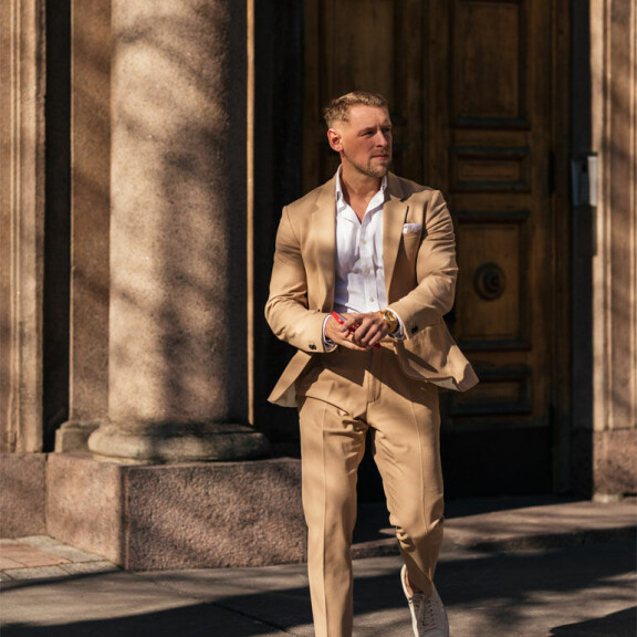 Andrei Koivumäki on noussut lyhyessä ajassa suomalaisen kiinteistövälityksen tähdeksi. Andrei Koivumäki