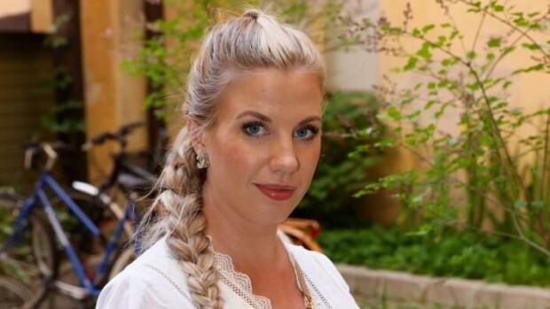 Seurapiirikaunotar Emilia Lagus odottaa jälleen vauvaa - tältä hän näyttää nykyään! Edellinen raskaus päättyi traagisesti: ”En ole antanut pelolle valtaa” Emilia Lagus