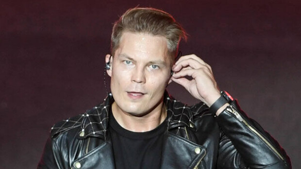 Cheek lopetti piileskelyn: Jare Tiihonen paukautti viimein suorat sanat kipeästä aiheesta - 'Miten näin voi olla?' Cheek Jare Tiihonen