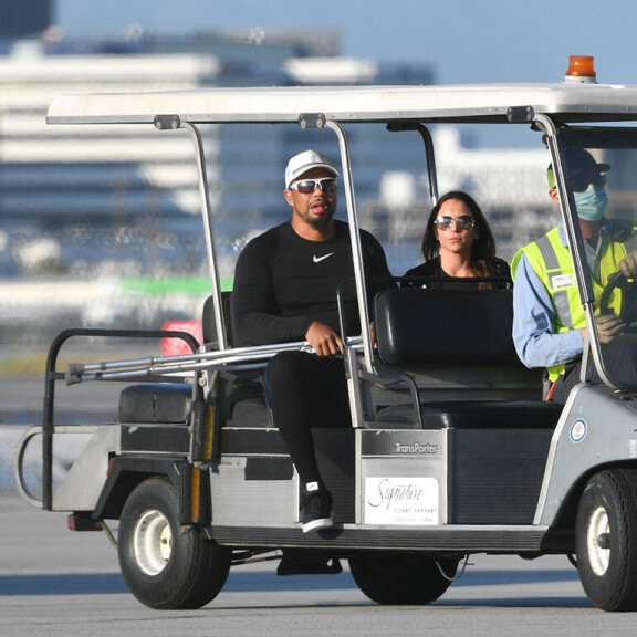 Tiger Woods kuvattiin ensimmäistä kertaa hirvittävän onnettomuuden jälkeen - tuoreet paparazziotokset kertovat kaiken golf-tähden nykyvoinnista! Tiger Woods