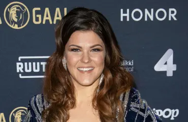 Maskin takana: Saara Aalto suree hänestä kirjoitettuja juttuja: "Kyllä se oikeasti sattuu"