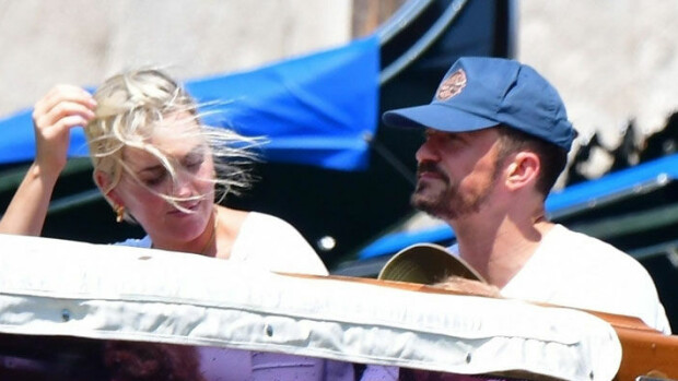 Lomalla romanttisessa kaupungissa! Orlando Bloom, Katy Perry ja vauva Venetsiassa – tunnistaisitko? Orlando bloom ja katy perry