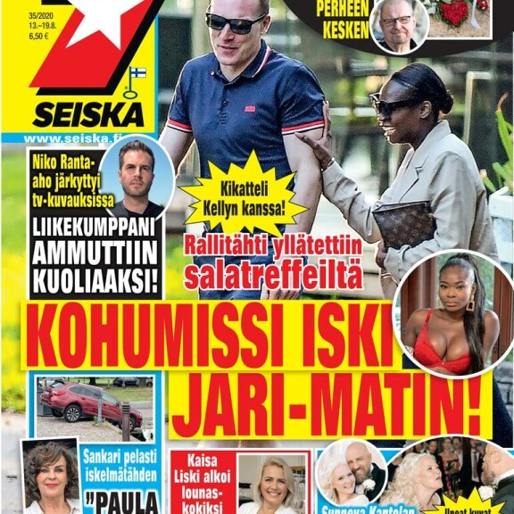 SEISKA 35/2020 Kelly on yhdistetty romanttisesti myös Jari-Matti Latvalaan, jolle hän myöntää lähettäneensä yksityisviestejä. – Kukapa mies ei rakastaisi kauniita naisia? SEISKA 35/2020Kelly on yhdistetty romanttisesti myös Jari-Matti Latvalaan, jolle hän myöntää lähettäneensä yksityisviestejä. – Kukapa mies ei rakastaisi kauniita naisia?