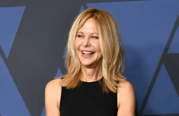 Leikkaukset tuhosivat uran! Meg Rayan maksoi kovan hinnan kauneuskirurgiasta – katso shokeeraavat kuvat Hollywood-tähtien muodonmuutoksista