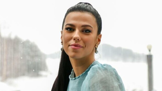 Uuh! Tässä on Miss Suomi Viivi Altosen hävyttömän komea rakastaja Frank - ensimmäinen yhteiskuva julki! Viivi Altonen