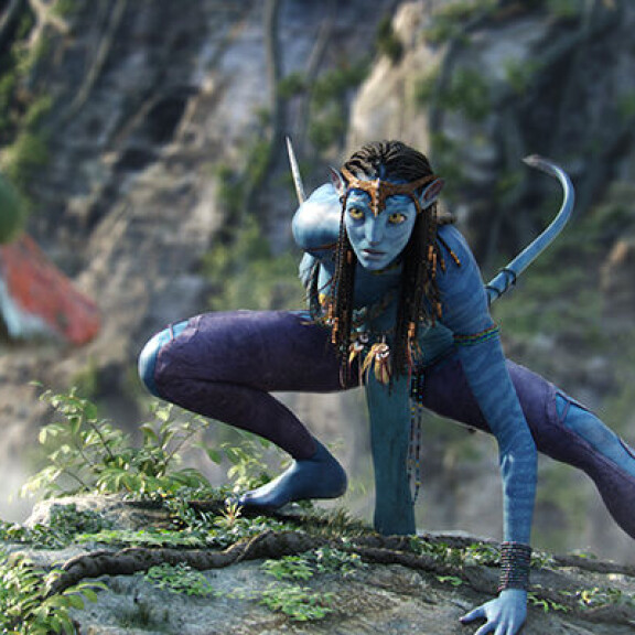 James Cameron iloitsee Avatarin paluusta valkokankaalle: 'Tämä elokuva pitää kokea teatterissa!' Avatar Zoe Saldana