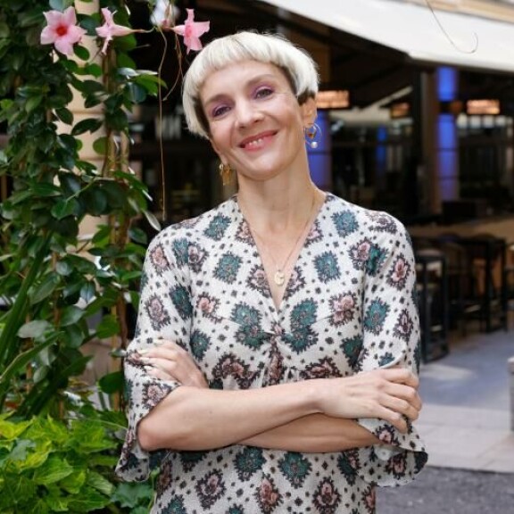 Yökylässä Maria Veitola -ohjelman tulevat julkkikset paljastettiin torstaina 5.8. Yökylässä Maria Veitola -ohjelman tulevat julkkikset paljastettiin torstaina 5.8.