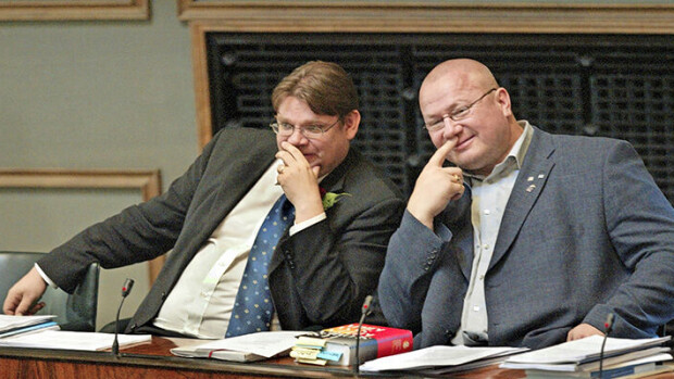 Tony Halme antoi radiohaastattelun, Timo Soini huolestui heti - uutuuskirja: 'En ollut huolissani, ennen kuin...' Timo Soini ja Tony Halme