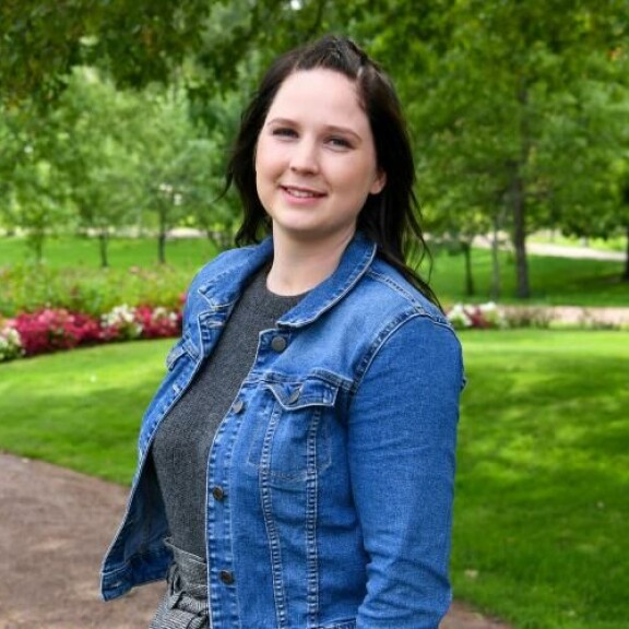 Stiina kertoo eronsa olleen hänelle vaikea. Stiina kertoo eronsa olleen hänelle vaikea.