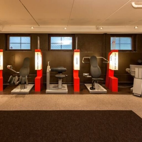 Villa Grandessa on myös oma kuntosali. Villa Grandessa on myös oma kuntosali.