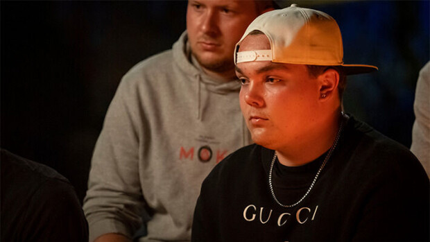 Iltanuotiolla nähty yllätysvideo järkyttää varattua TIS-Jania: 'Tässä ei ole v*ttu mitään järkeä' Temptation Island Suomi jani