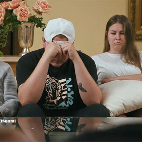 Iltanuotiolla nähty yllätysvideo järkyttää varattua TIS-Jania: 'Tässä ei ole v*ttu mitään järkeä' Temptation island suomi Jani