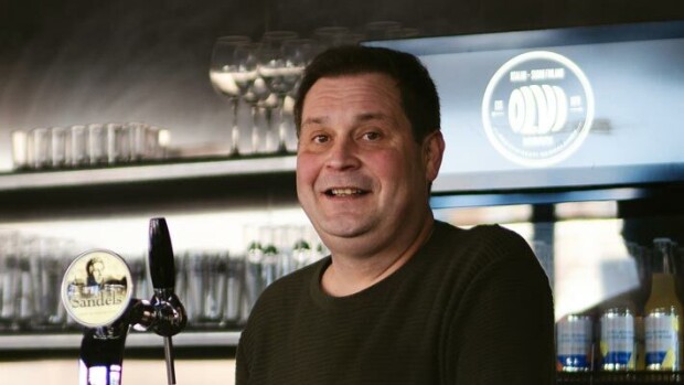 Jethro Rostedt tilittää ahdinkoaan: Rämmin velkasuossa! Jethro Rostedt