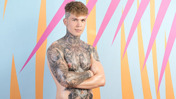 ”Mä haluun koksuu eka” - Mitä ihmettä? Love Island -Nicon bileilta puhuttaa somessa – huutelua huumeista! Love Island -Nico