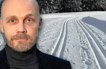 Juha Tapio rohkaisi mielensä yli 10 vuoden tauon jälkeen – painelee nyt hirmuista vauhtia: ”Yhtä aikaa ihanaa ja kauheaa”