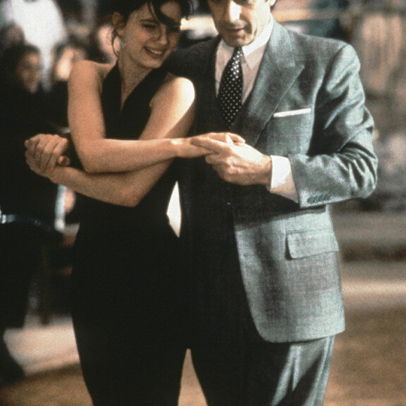 Naisen tuoksu -elokuvasta Pacino nappasi Oscar-palkinnon. Naisen tuoksu
