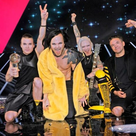 The Rasmus on perustettu vuonna 1994. Keikkoja heillä on takana noin 3 000. The Rasmus on perustettu vuonna 1994. Keikkoja heillä on takana noin 3 000.