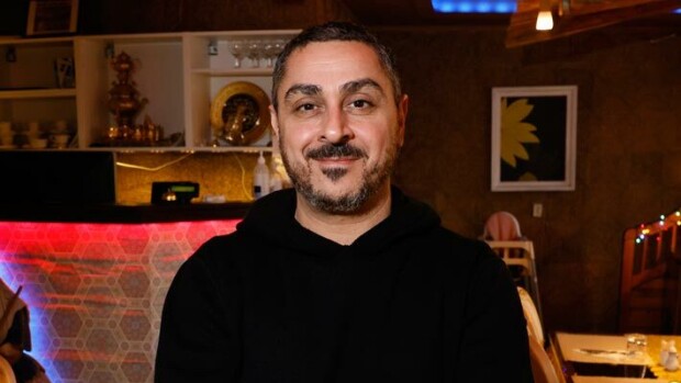 Uuden aluevaltauksen tehnyt Arman Alizad: Olenko heti torpedoinut näyttelijänurani? Arman Alizad