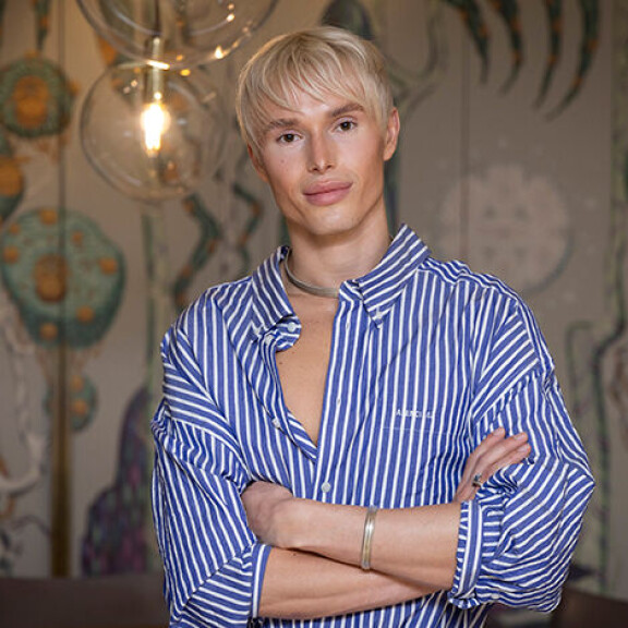 'En ole tyrkky enkä bimbo' - Sergey kilpailee Marko Björsin rakkaudesta kohusarjassa - vastaa nyt ilkeisiin huhuihin Sergey