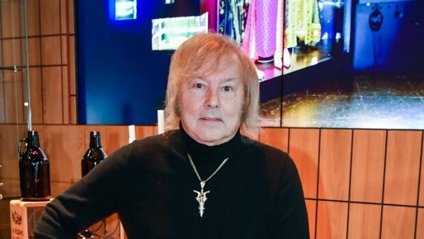 Viikon Kääk-juorut: Naisseuralaiset jättivät Dannyn yksin pöytään – näin iskelmälegenda viihdytti itseään Danny