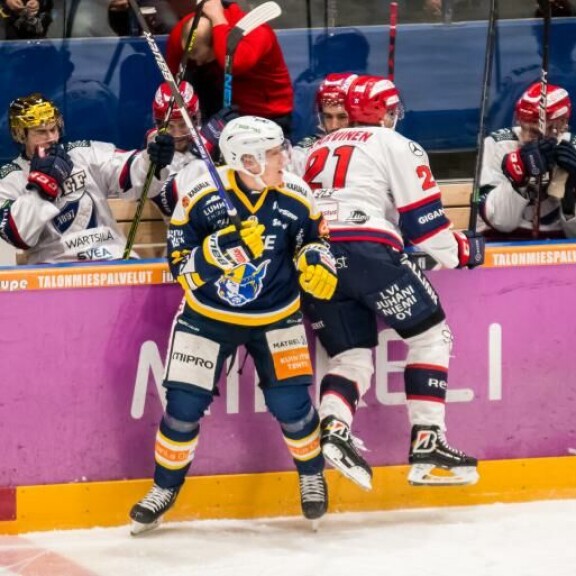 Helsingin IFK:n peli on ollut sekaisin kuin seinäkello. Varsinkin maalinteko on ollut hesalaisille täydellistä tervanjuontia. Helsingin IFK:n peli on ollut sekaisin kuin seinäkello. Varsinkin maalinteko on ollut hesalaisille täydellistä tervanjuontia.