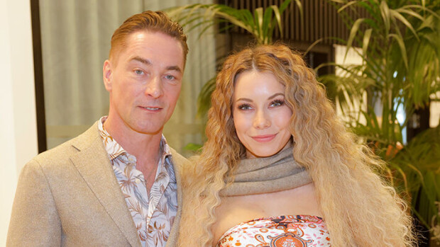 Kerttu Rissanen ja Sami Uotila nauttivat Ibizalla – katso upea kylpykuva hotellihuoneesta! Sami ja Kerttu