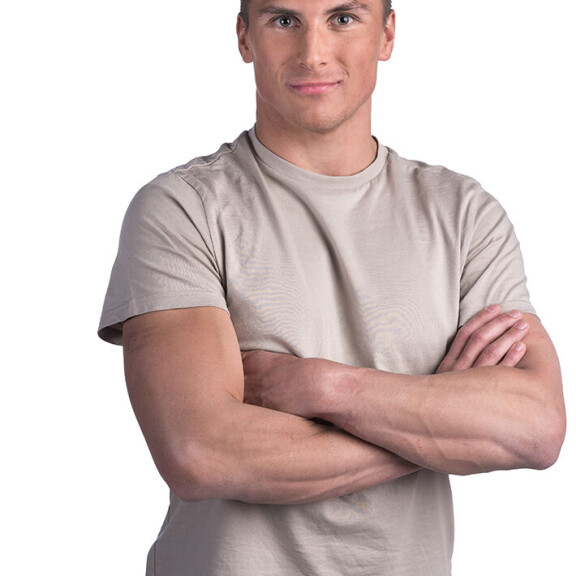 Aleksia mietityttää se, kuinka hän osaa tällä kaudella Big Brotherissa sallitun pelaamisen ja muiden kanssa liittoutumisen. Aleksi BB