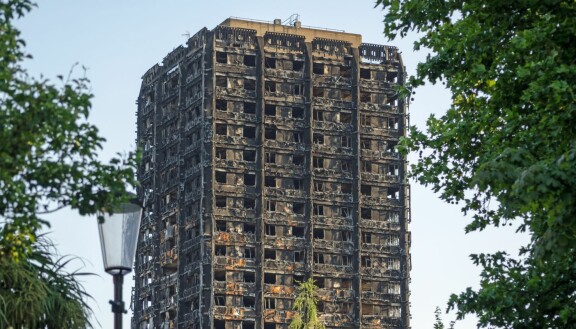 Grenfell: Tuhoisan tornitalopalon anatomia