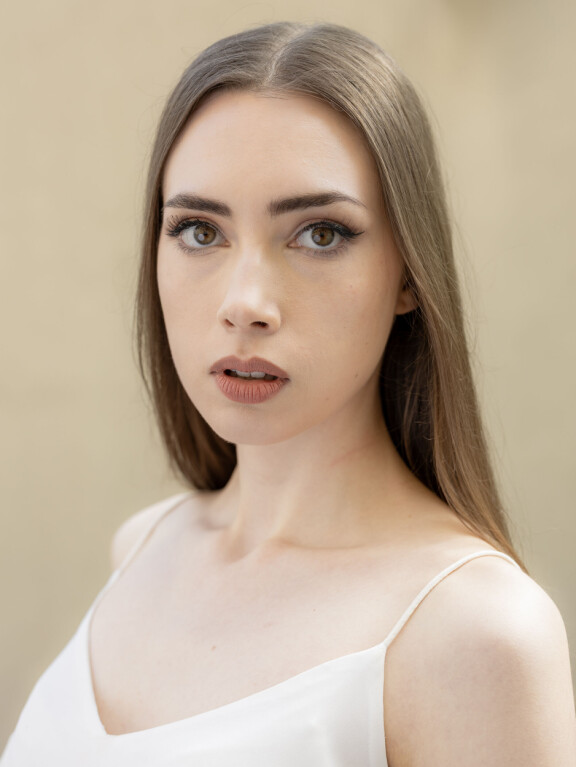 - Näen Miss Suomen roolin ainutlaatuisena mahdollisuutena tuoda esiin suomalaista kulttuuria ja eurooppalaisia arvoja globaalilla tasolla, Sofia sanoo.