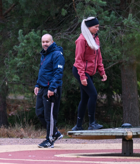 Seiskan paparazzi bongasi syksyllä Maisan ja uuden Jukka-rakkaan liikunnallisissa tunnelmissa.