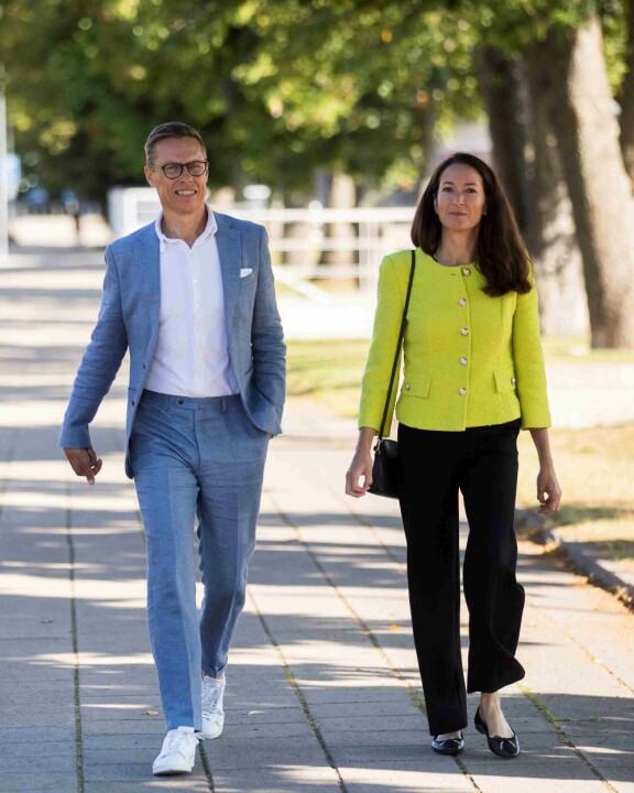 Stubbin tyyli Ahvenanmaalla kuvasti presidentin omaa tyyliä ja elinpiiriä. Kokonaisuus myös nuorensi presidenttiä.