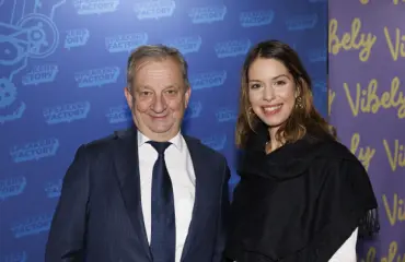 Jasmine Pajari käskytti Hjallis-rakastaan – paljonpuhuva video